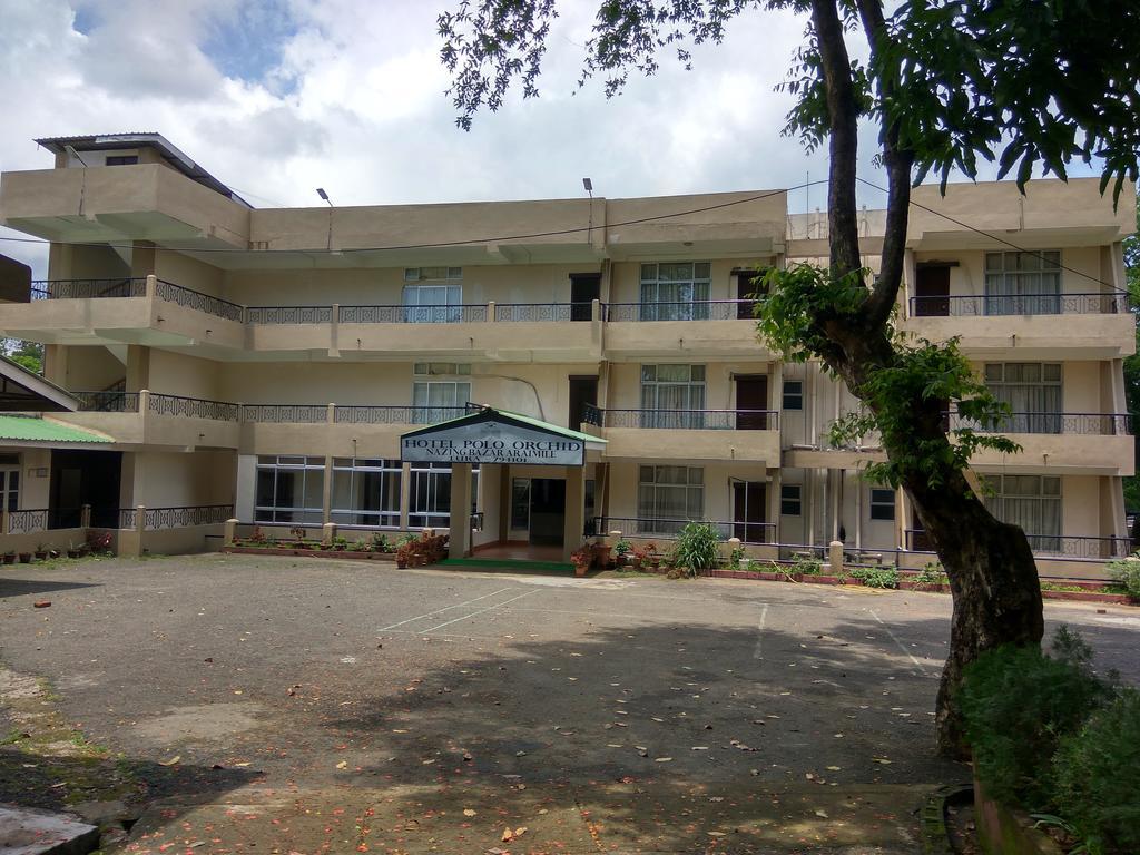 Polo Tura Hotel Exterior foto